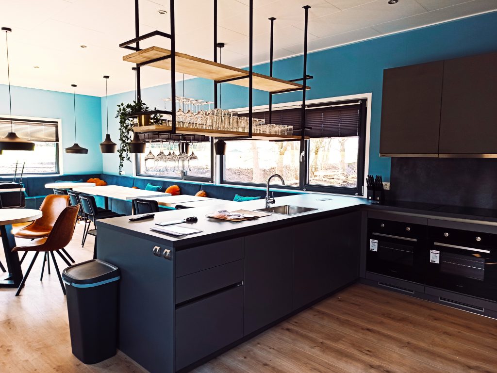 XHC Exclusieve Hout & Chaletbouw