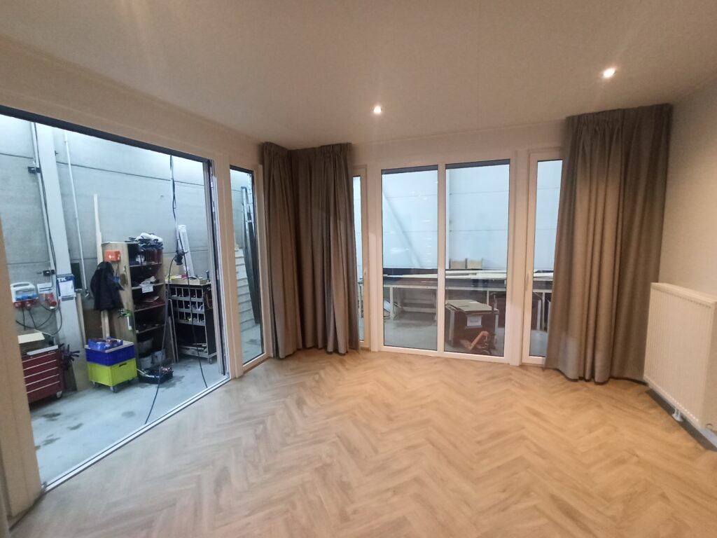 XHC Exclusieve Hout & Chaletbouw