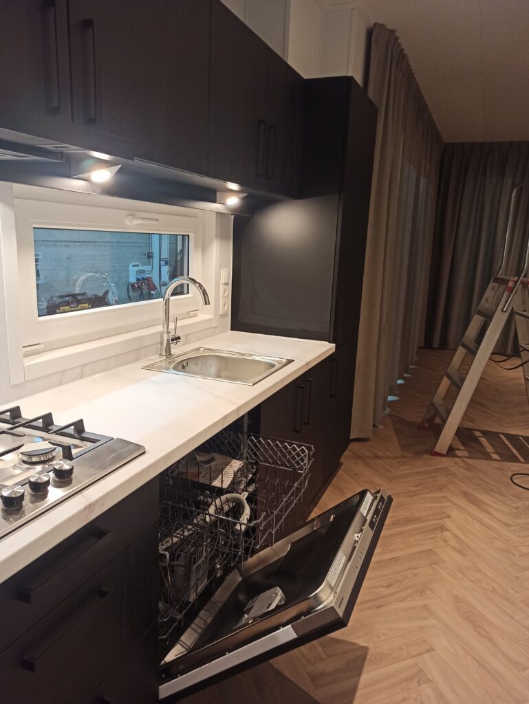 XHC Exclusieve Hout & Chaletbouw