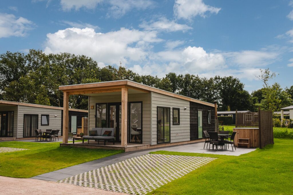 XHC Exclusieve Hout & Chaletbouw